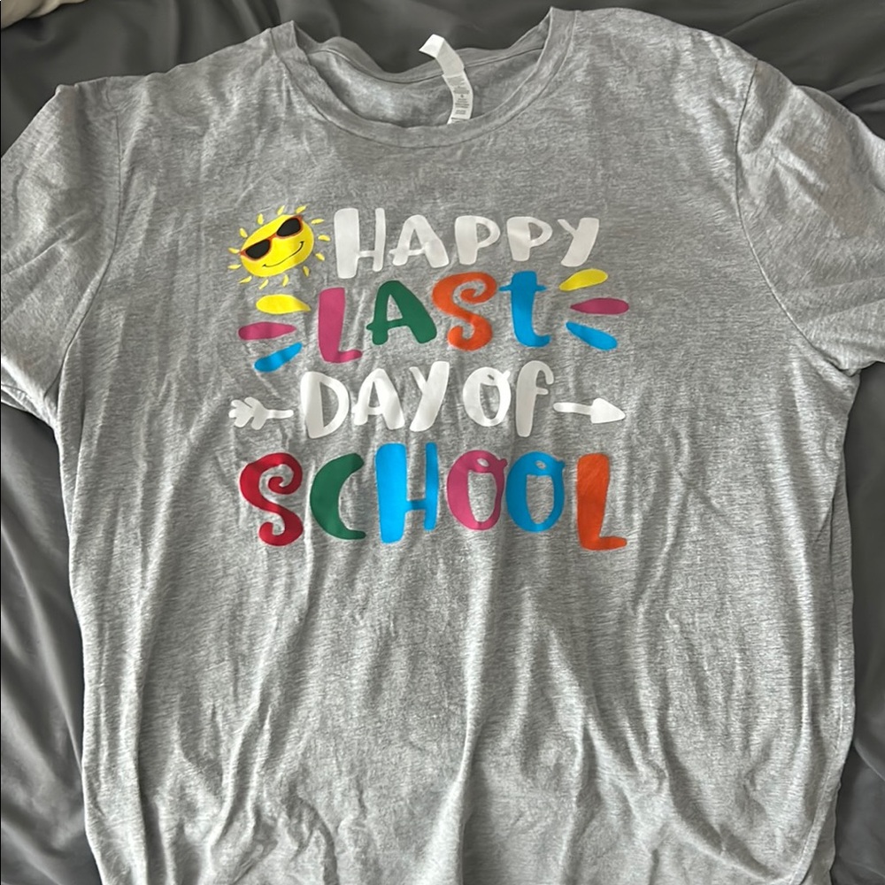 Gray Short Sleeve Tees with School Theme